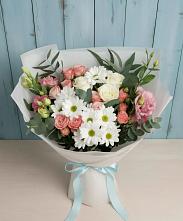 Букет цветов из:  Розы, Лизиантусы и Хризантемы в Дедовске