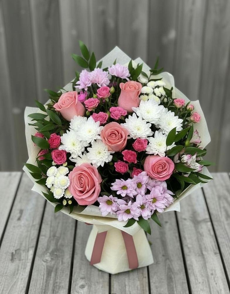 Букет цветов из: Альстромерии, Гвоздики, Розы и Хризантемы в Дедовске