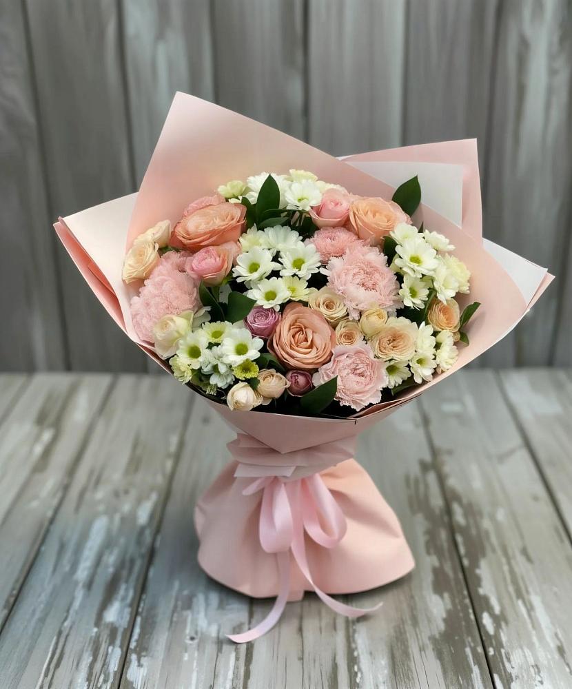 Букет цветов из: Гвоздики, Розы и Хризантемы в Дедовске