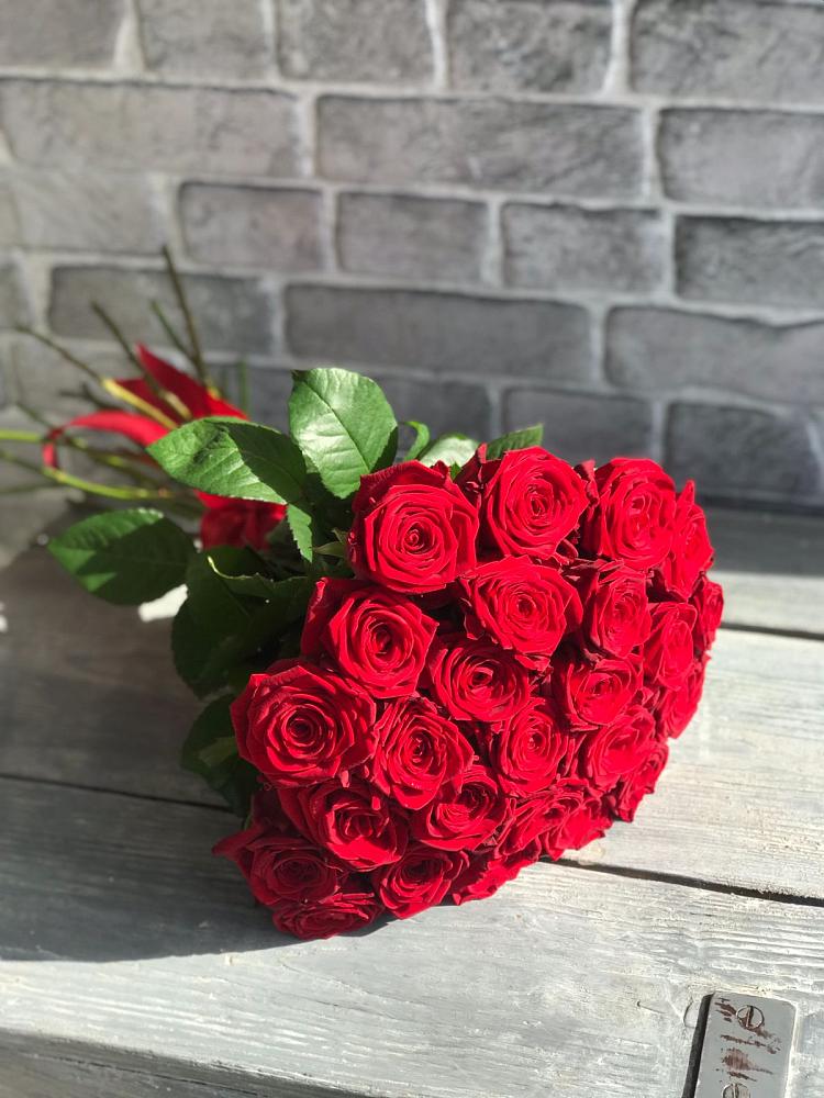 Букет Красные розы Фридом в Дедовске