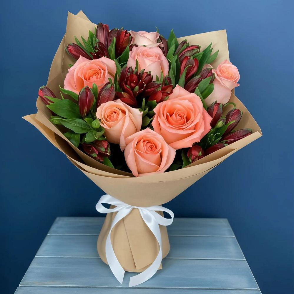 Букет цветов из: Розы и Альстромерии в Дедовске