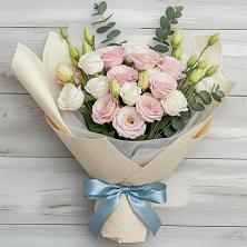 Букет цветов из:  Лизиантусы в Дедовске