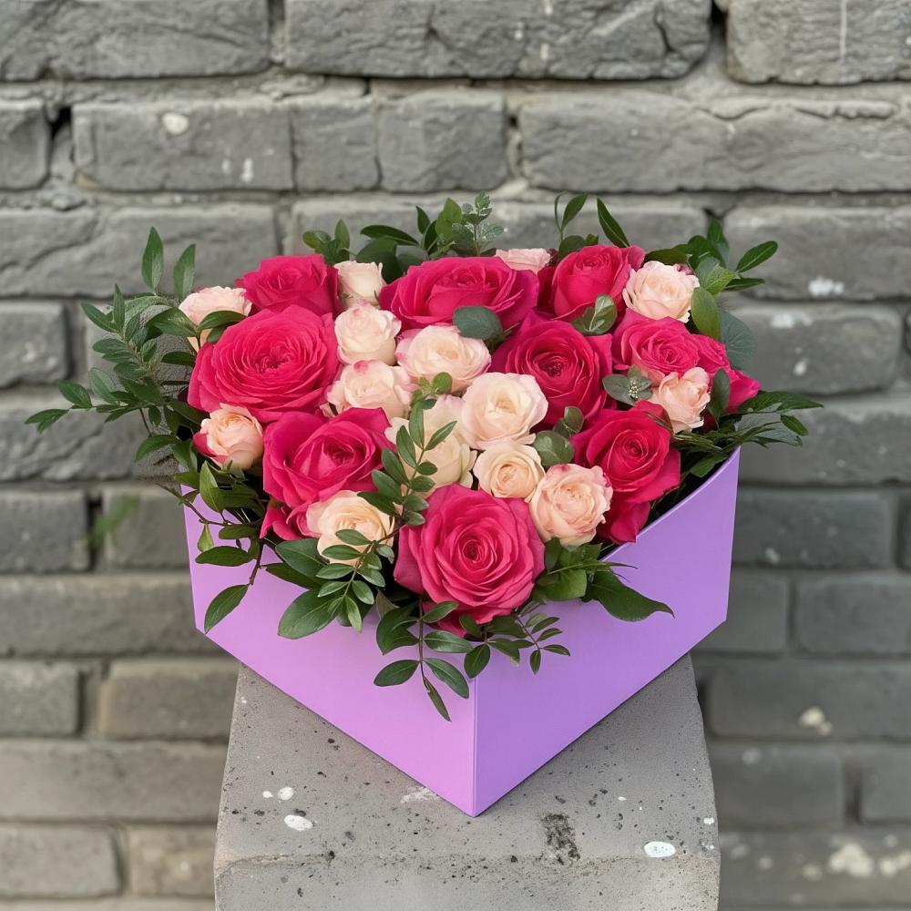 Цветочная композиция из Розы в коробке в Дедовске