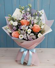 Букет цветов из:  Лизиантусы, Розы, Альстромерии и Гипсофила #REPLACE_PRED# Дедовске