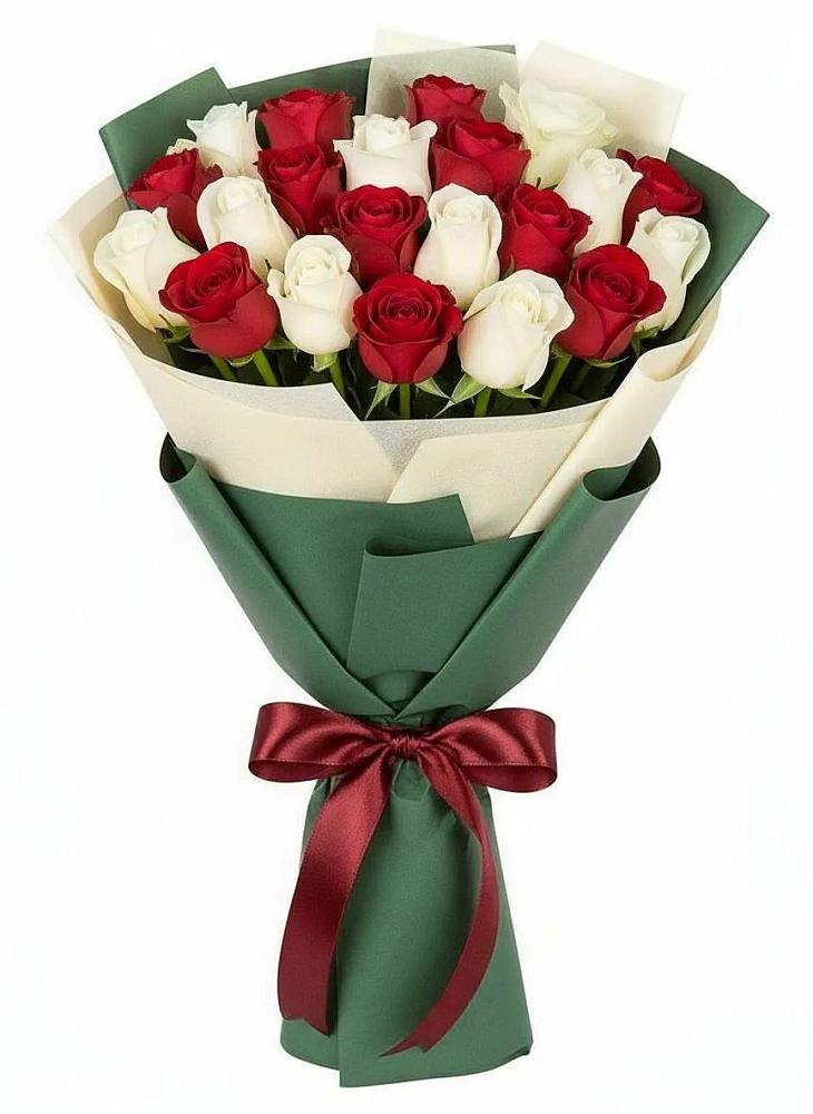 Букет Микс из красных и белых роз в Дедовске