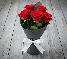 Букет 5 Красных роз Эдлесс Лав #REPLACE_PRED# Дедовске