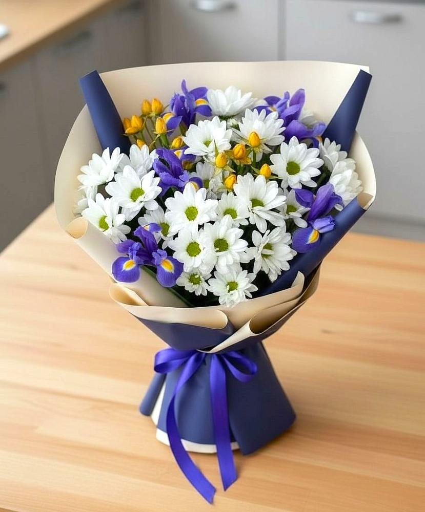 Букет цветов из: Розы, Ирисы и Хризантемы в Дедовске