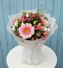 Букет цветов из:  Герберы, Альстромерии и Лизиантусы #REPLACE_PRED# Дедовске